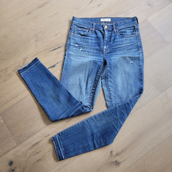EUC Madewell Jeans Women's sz 27 9" High Riser Skinny Skinny Raw Hem Ankle Jean - Picture 1 of 11